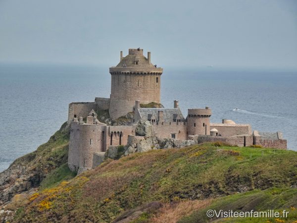 Cap-Fr&eacute;hel-et-Fort-la-Latte32_32