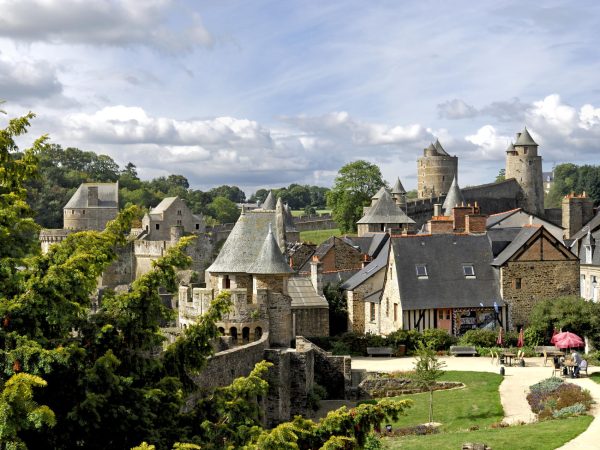 Vue sur le chateau de Fougeres