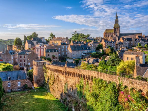 dinan-overview.6.b958